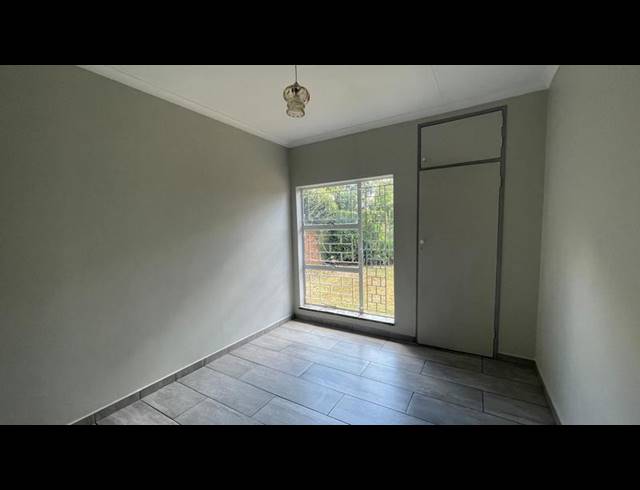 3 BEDROOM TOWNHOUSE FOR SALE IN FLORA GARDENS